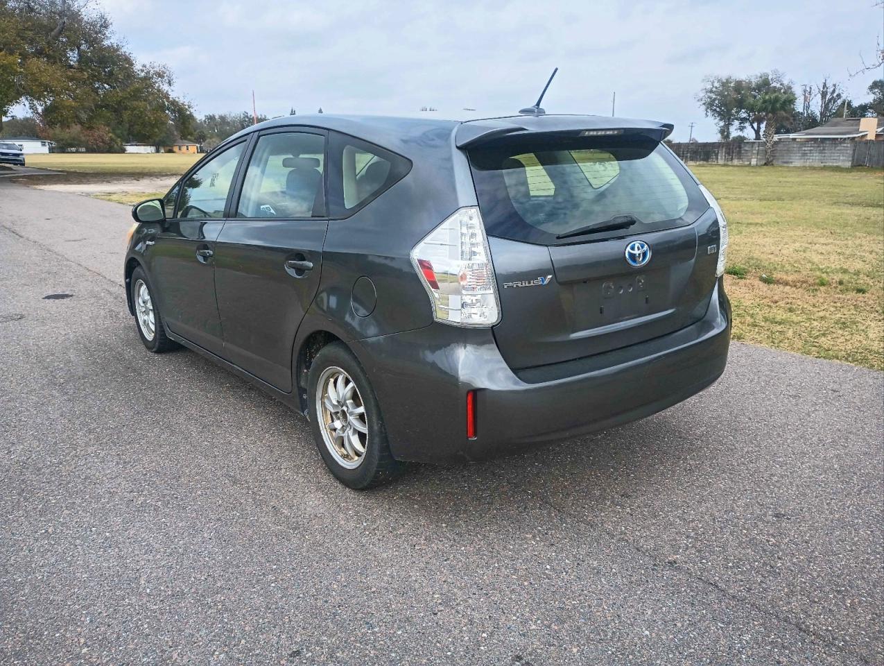 2012 TOYOTA PRIUS V