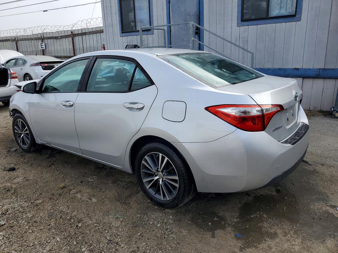 2016 TOYOTA COROLLA