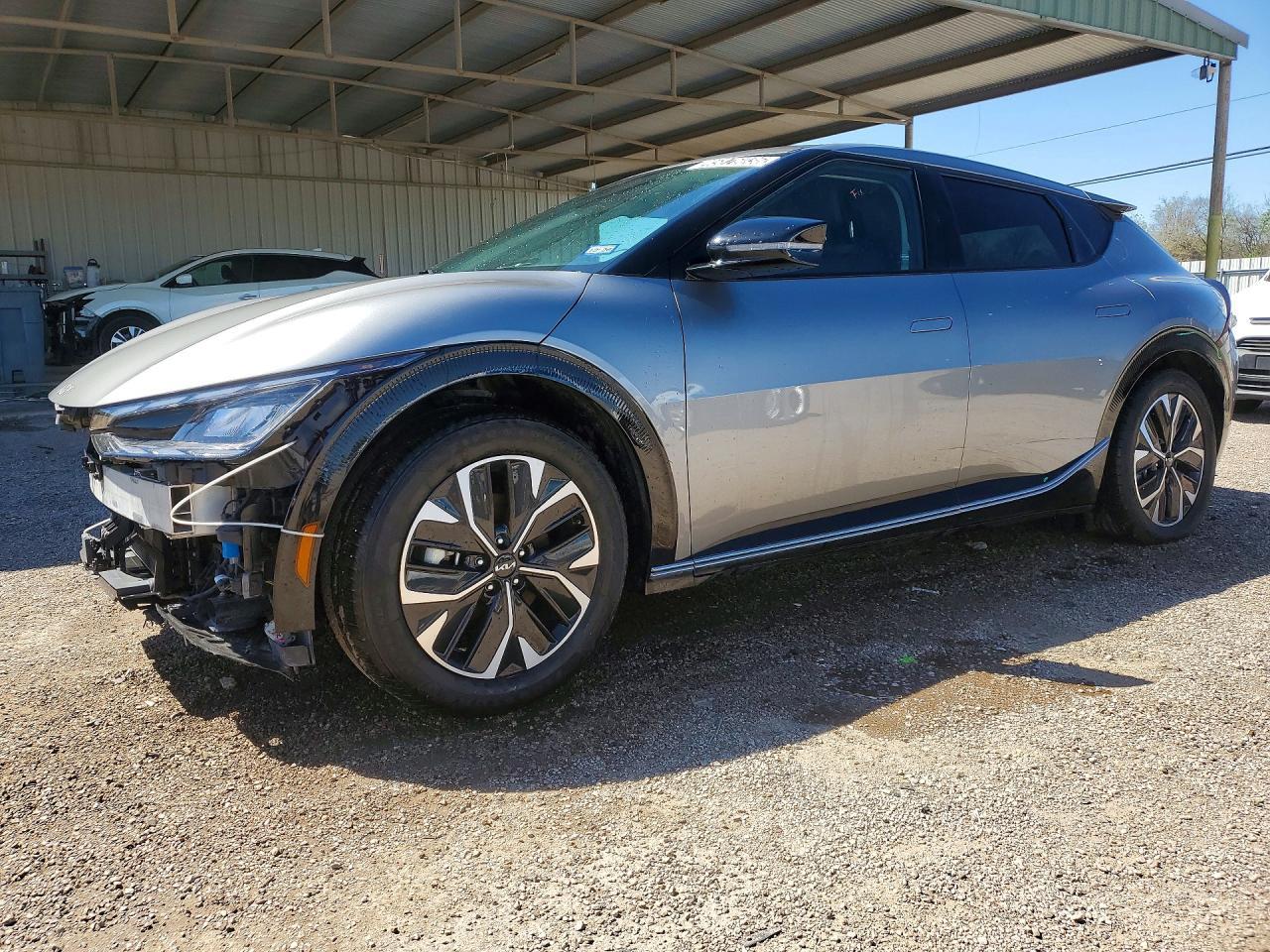 2024 KIA EV6