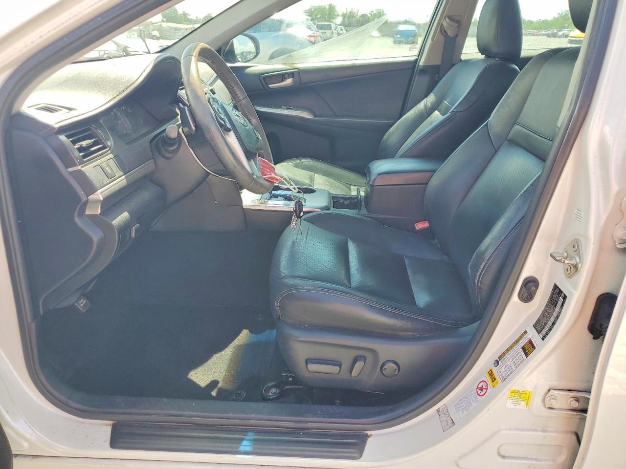 2012 TOYOTA CAMRY