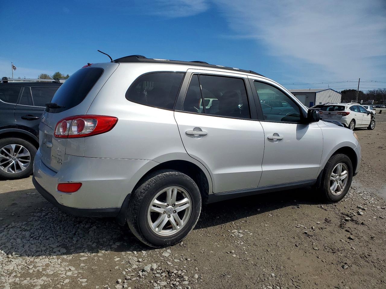 2011 HYUNDAI SANTA FE