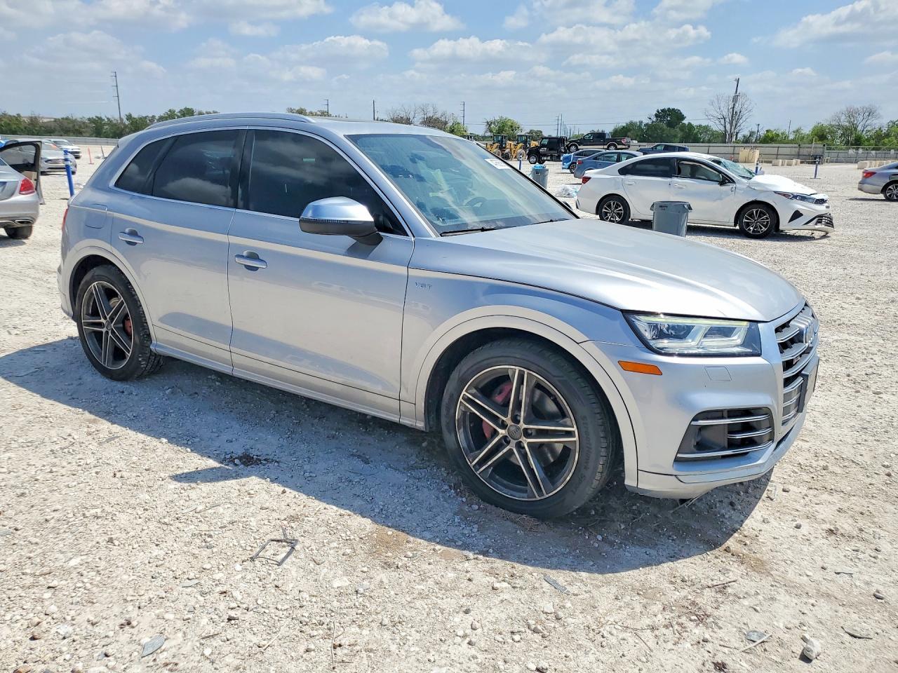 2018 AUDI SQ5