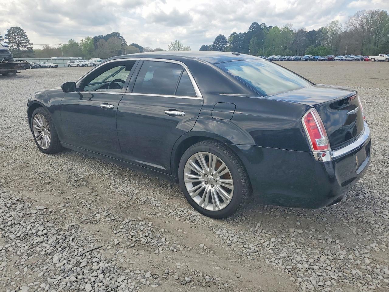 2011 CHRYSLER 300