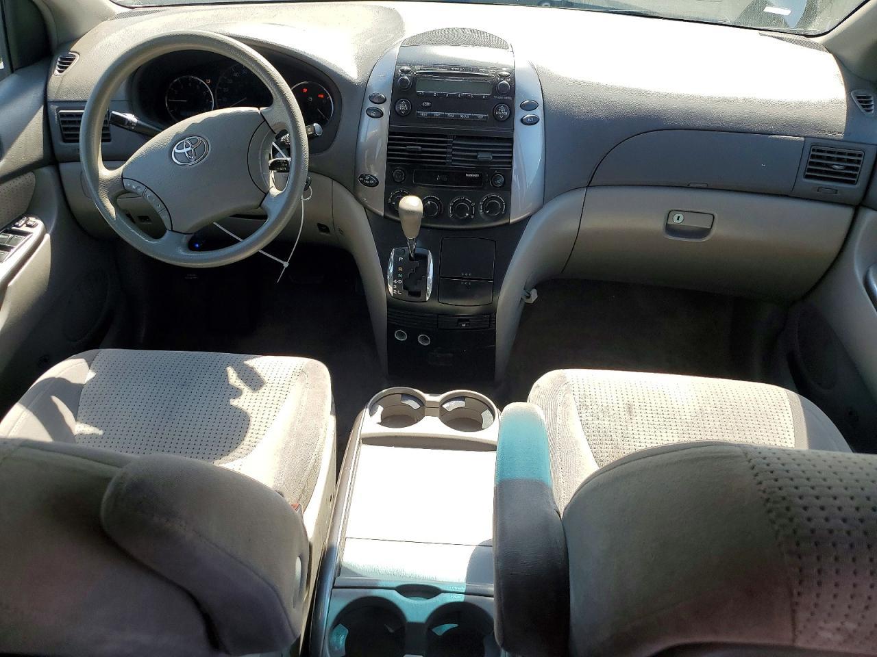 2008 TOYOTA SIENNA