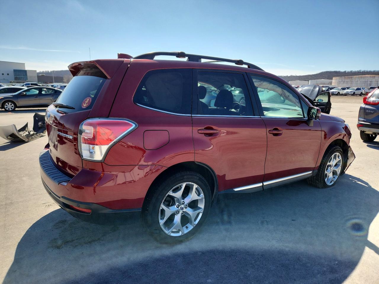 2018 SUBARU FORESTER