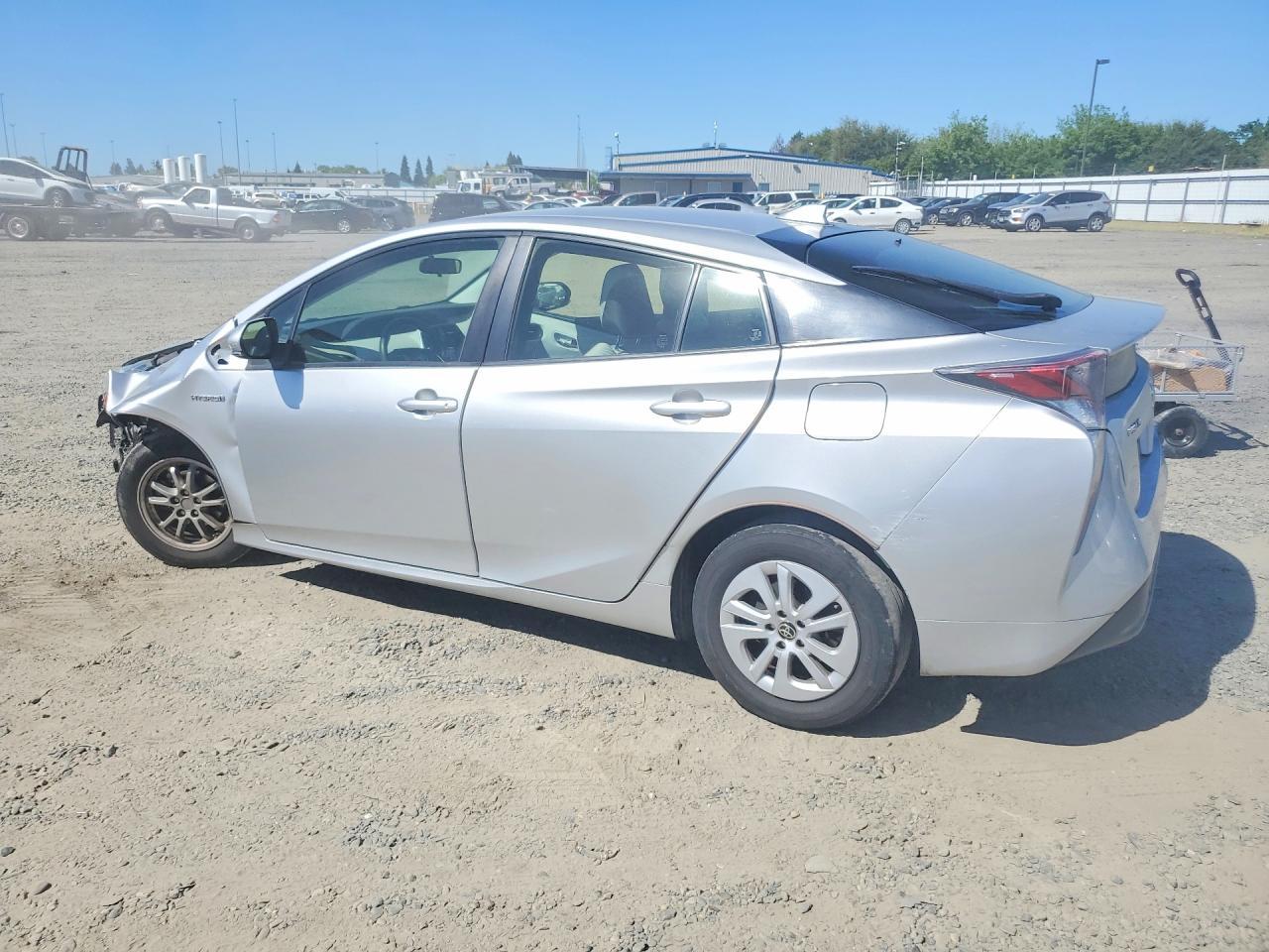 2016 TOYOTA PRIUS