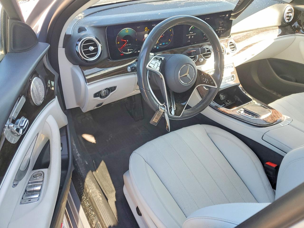 2021 MERCEDES-BENZ E-Class