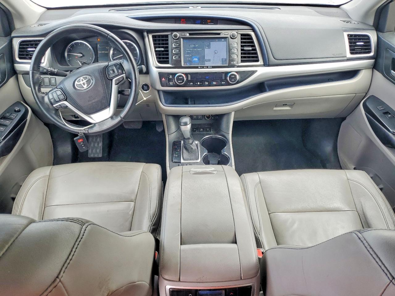 2017 TOYOTA HIGHLANDER