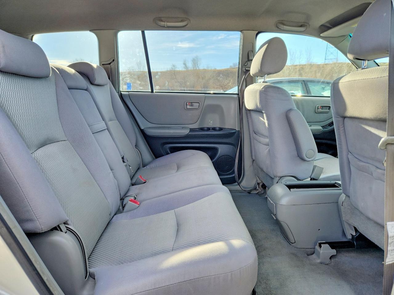 2005 TOYOTA HIGHLANDER