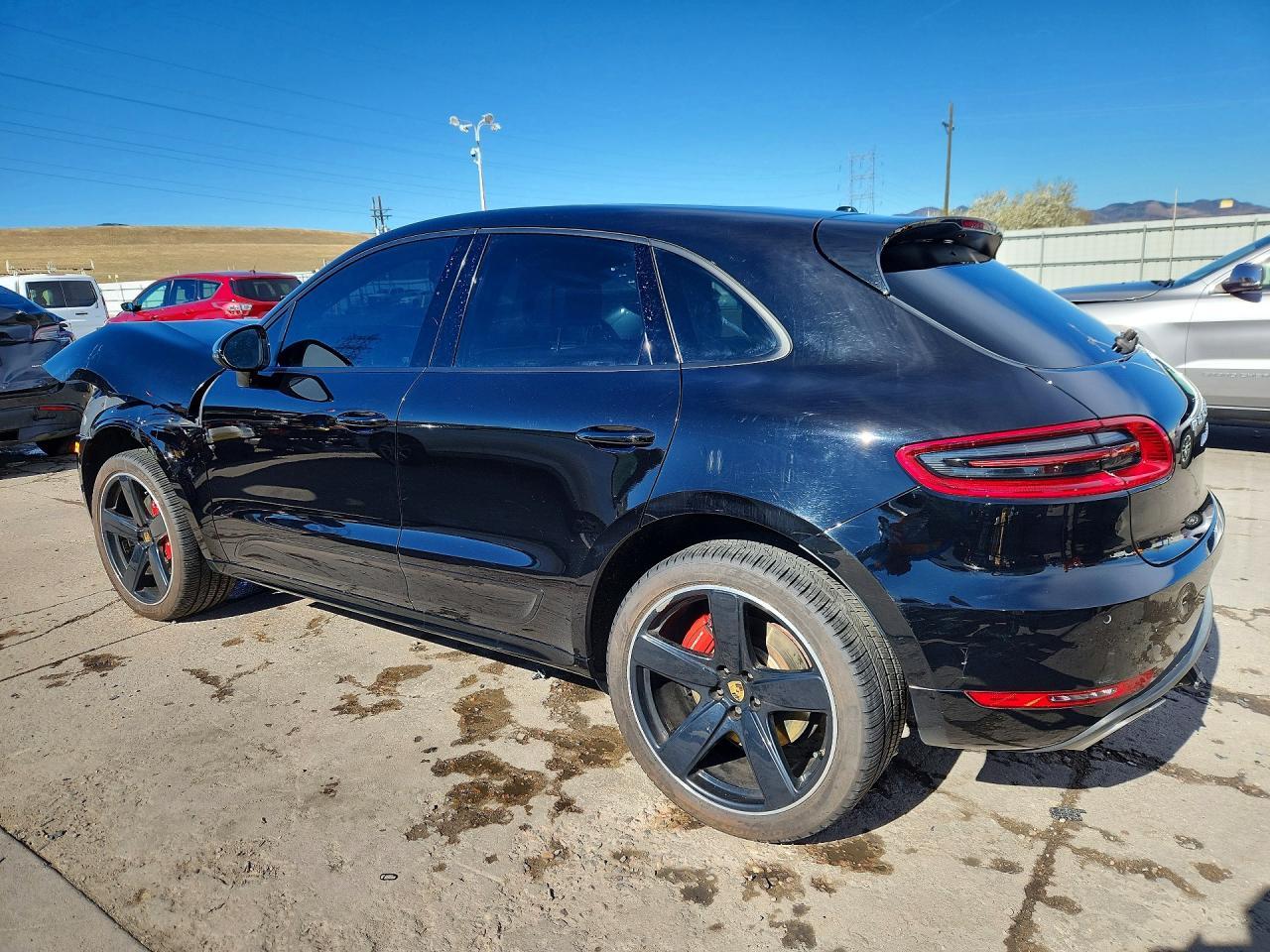 2015 PORSCHE Macan
