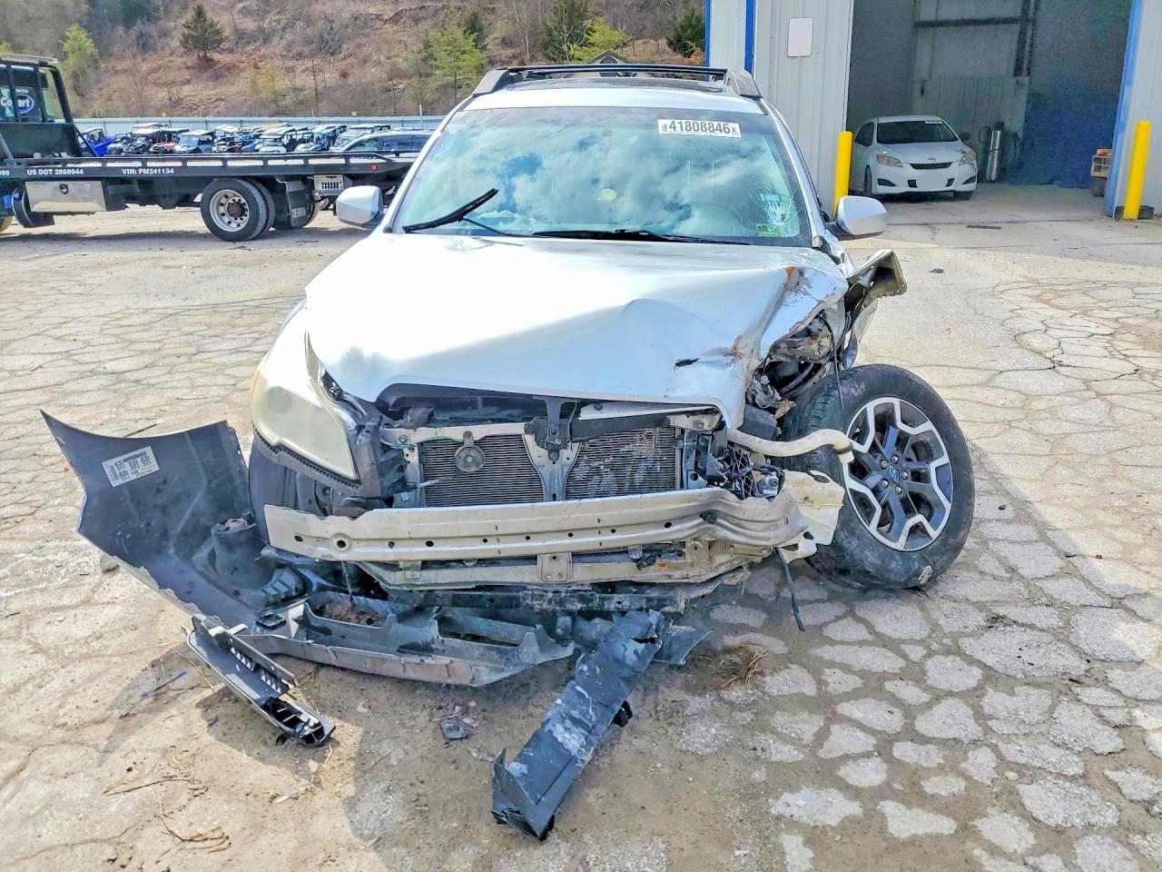 2013 SUBARU Outback
