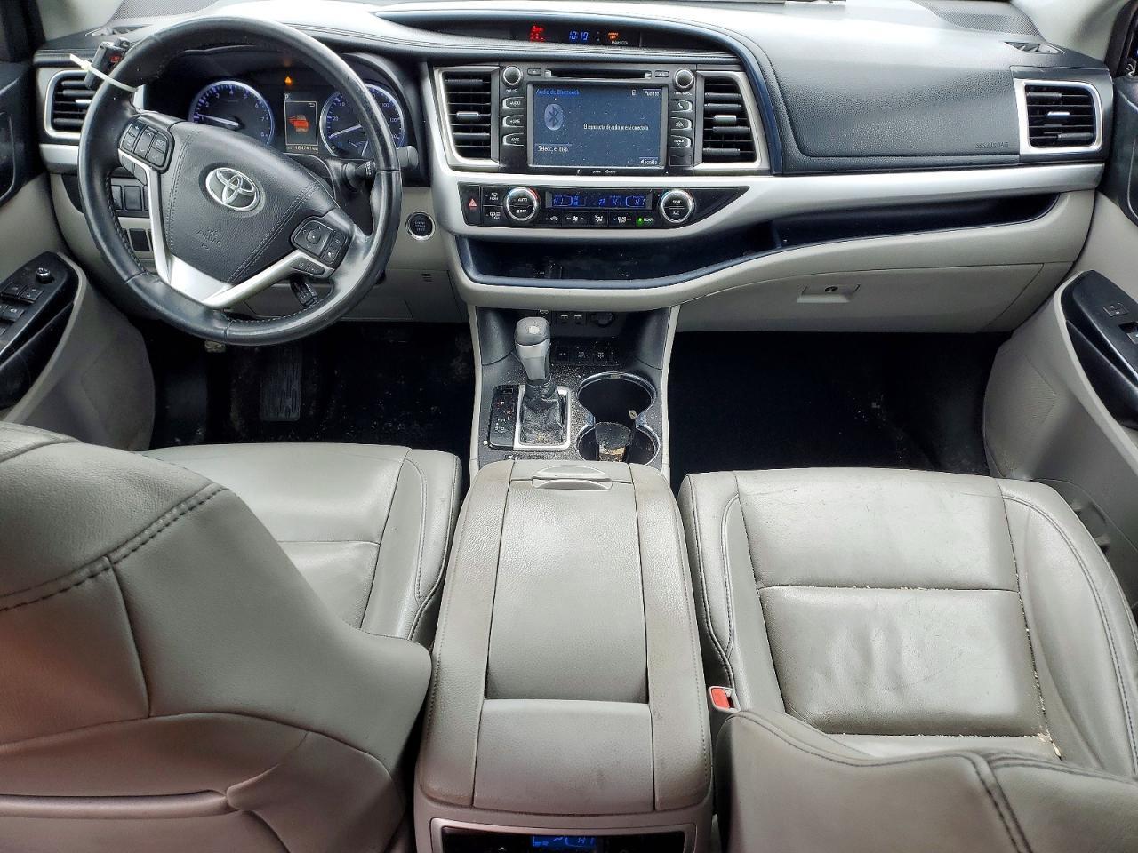 2019 TOYOTA HIGHLANDER