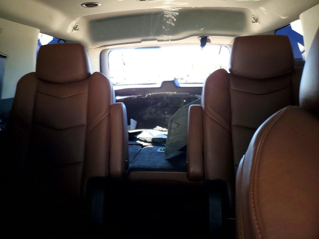 2017 CADILLAC ESCALADE