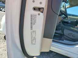 2023 CHRYSLER Voyager