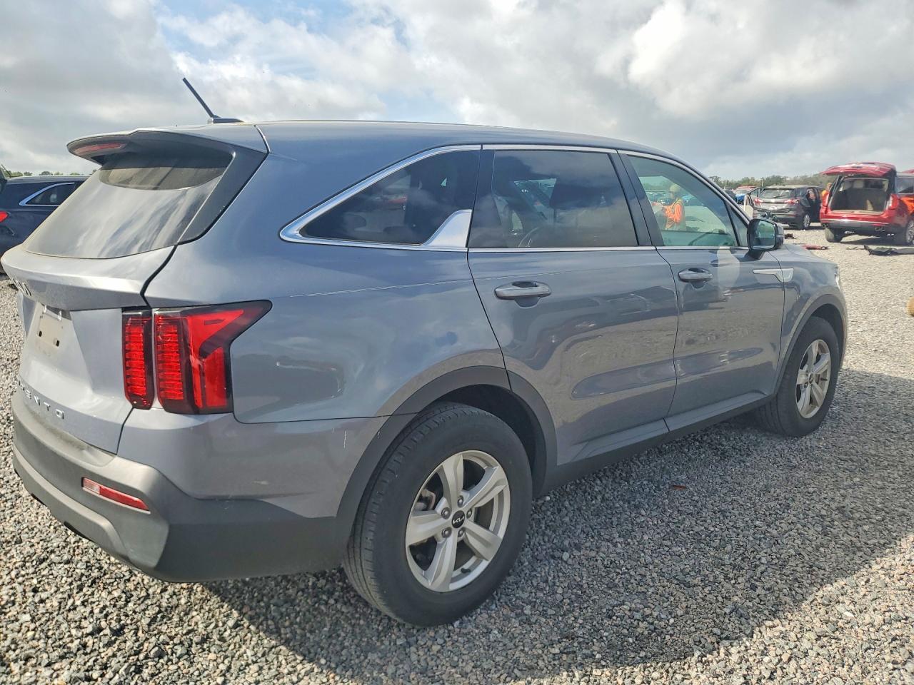 2022 KIA SORENTO