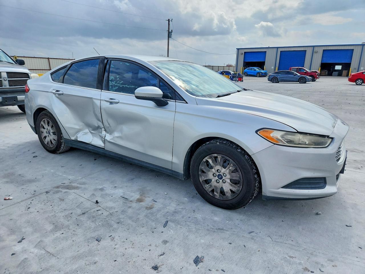 2013 FORD FUSION