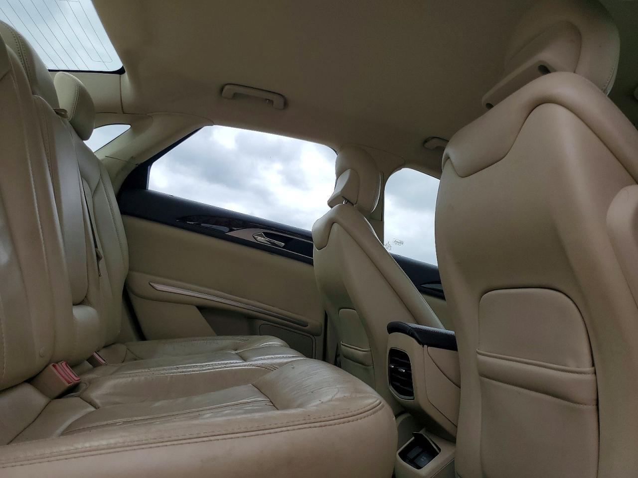 2013 LINCOLN MKZ