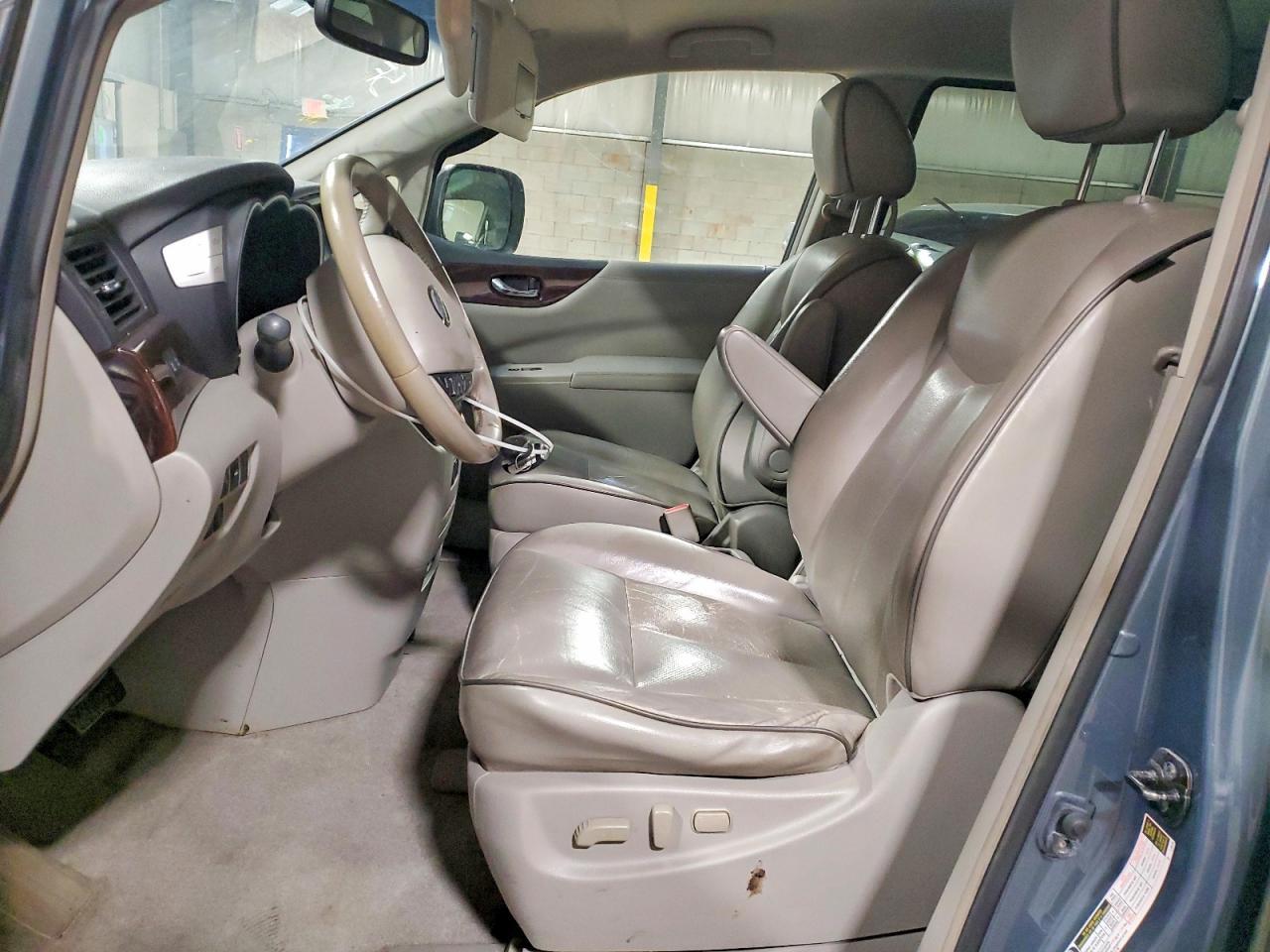 2012 NISSAN Quest