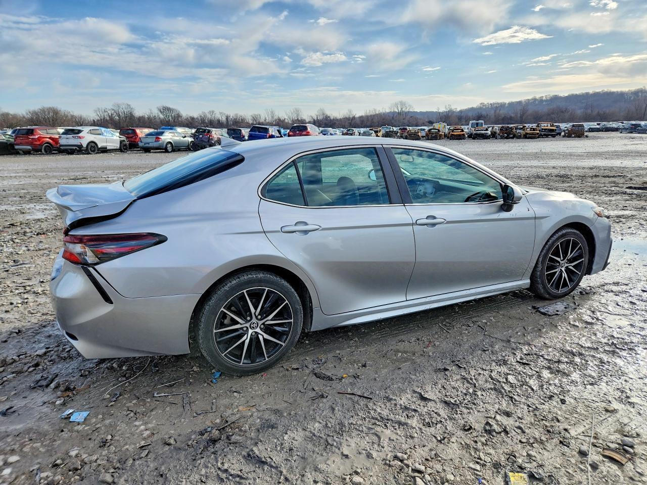2023 TOYOTA CAMRY