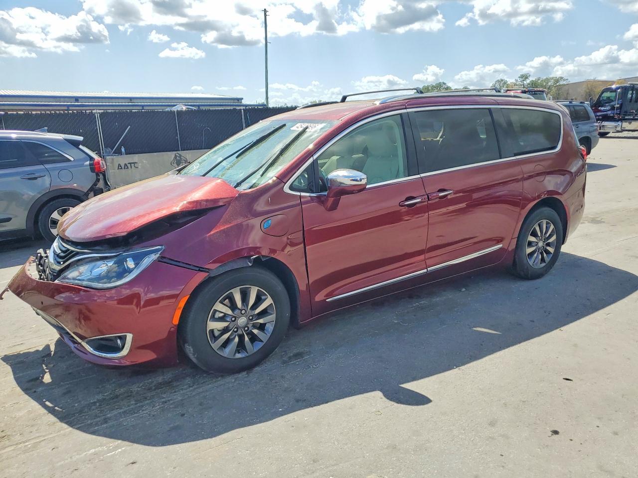 2019 CHRYSLER Pacifica