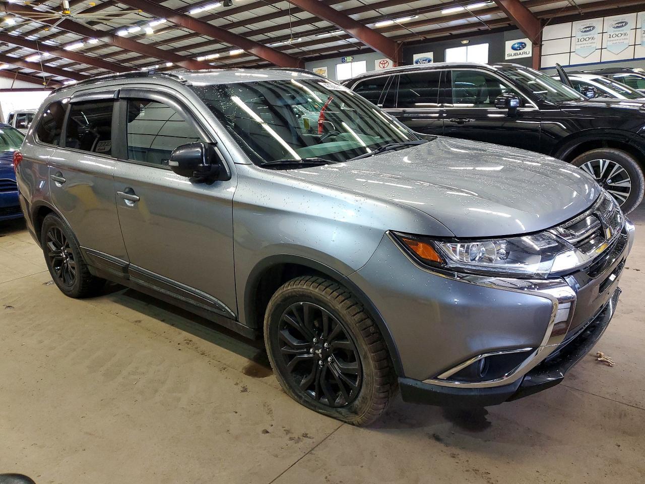 2018 MITSUBISHI outlander