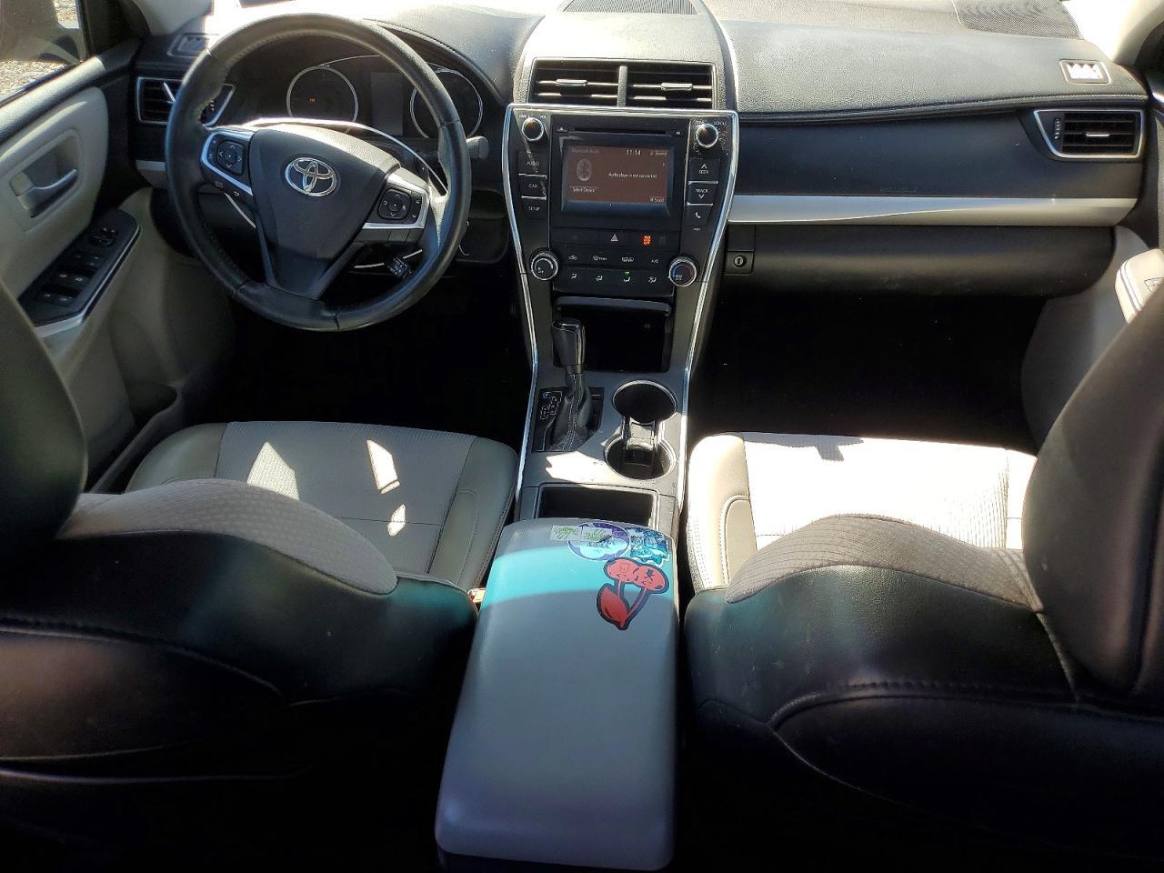 2016 TOYOTA CAMRY