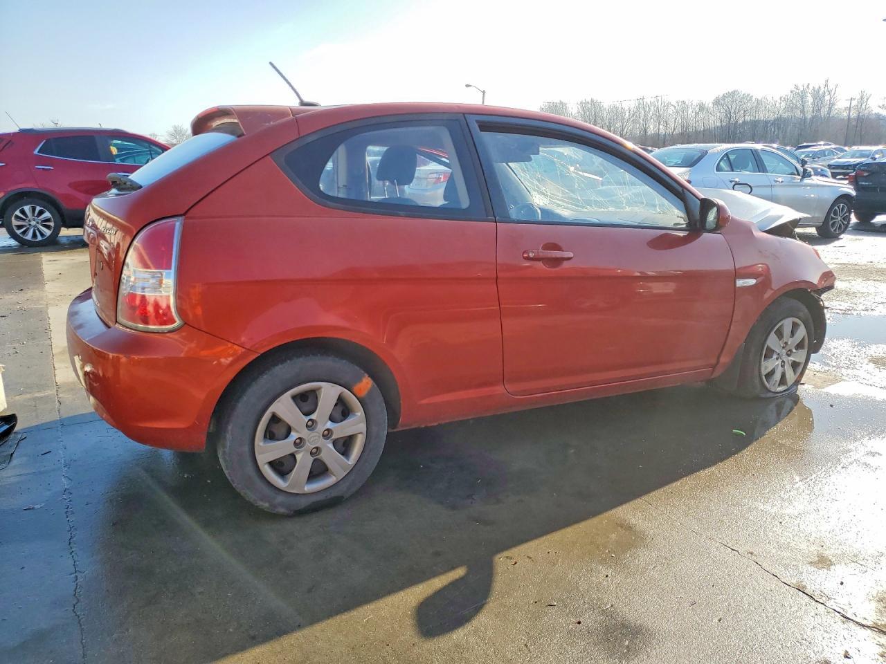 2011 HYUNDAI ACCENT