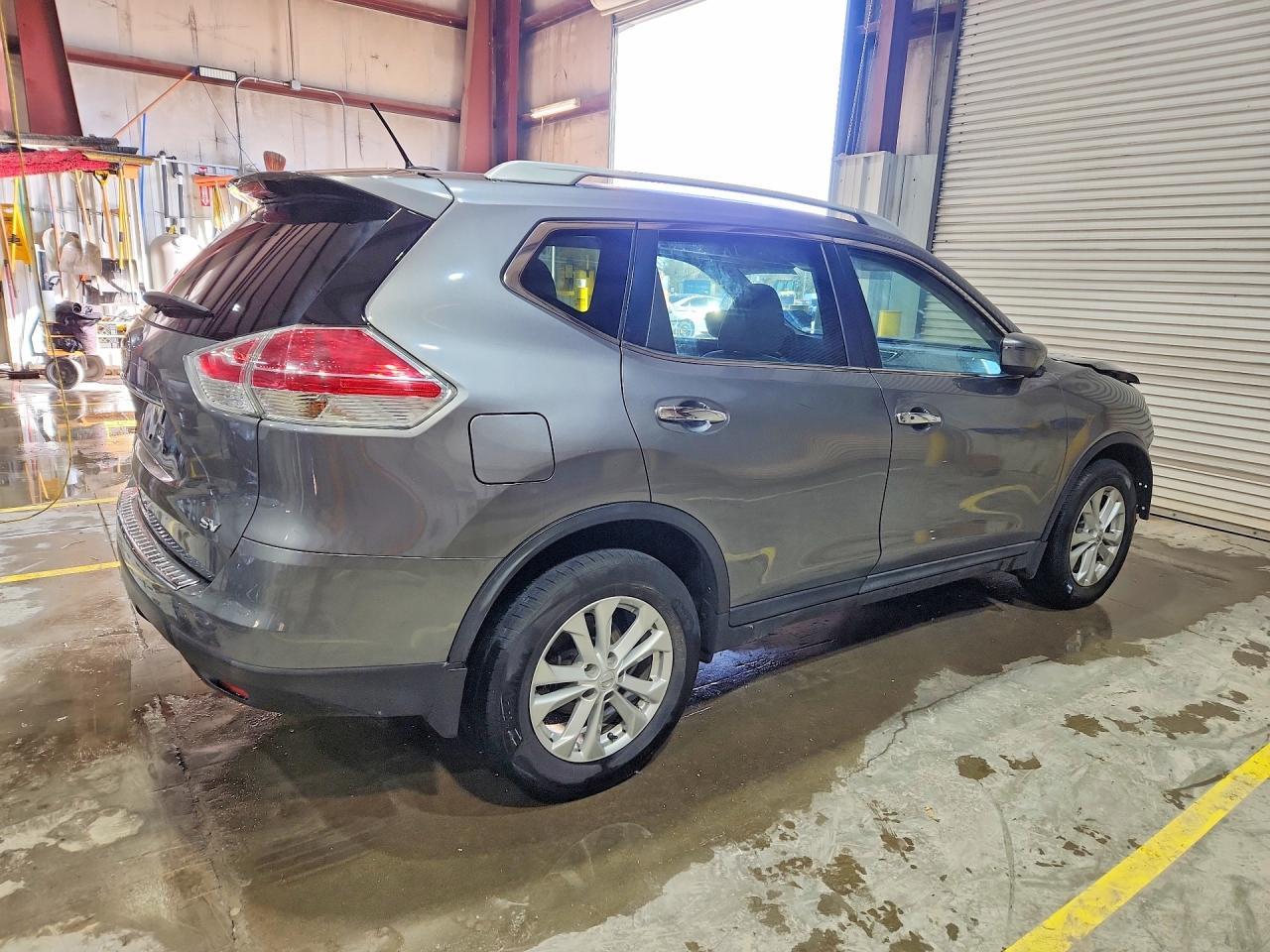 2016 NISSAN ROGUE