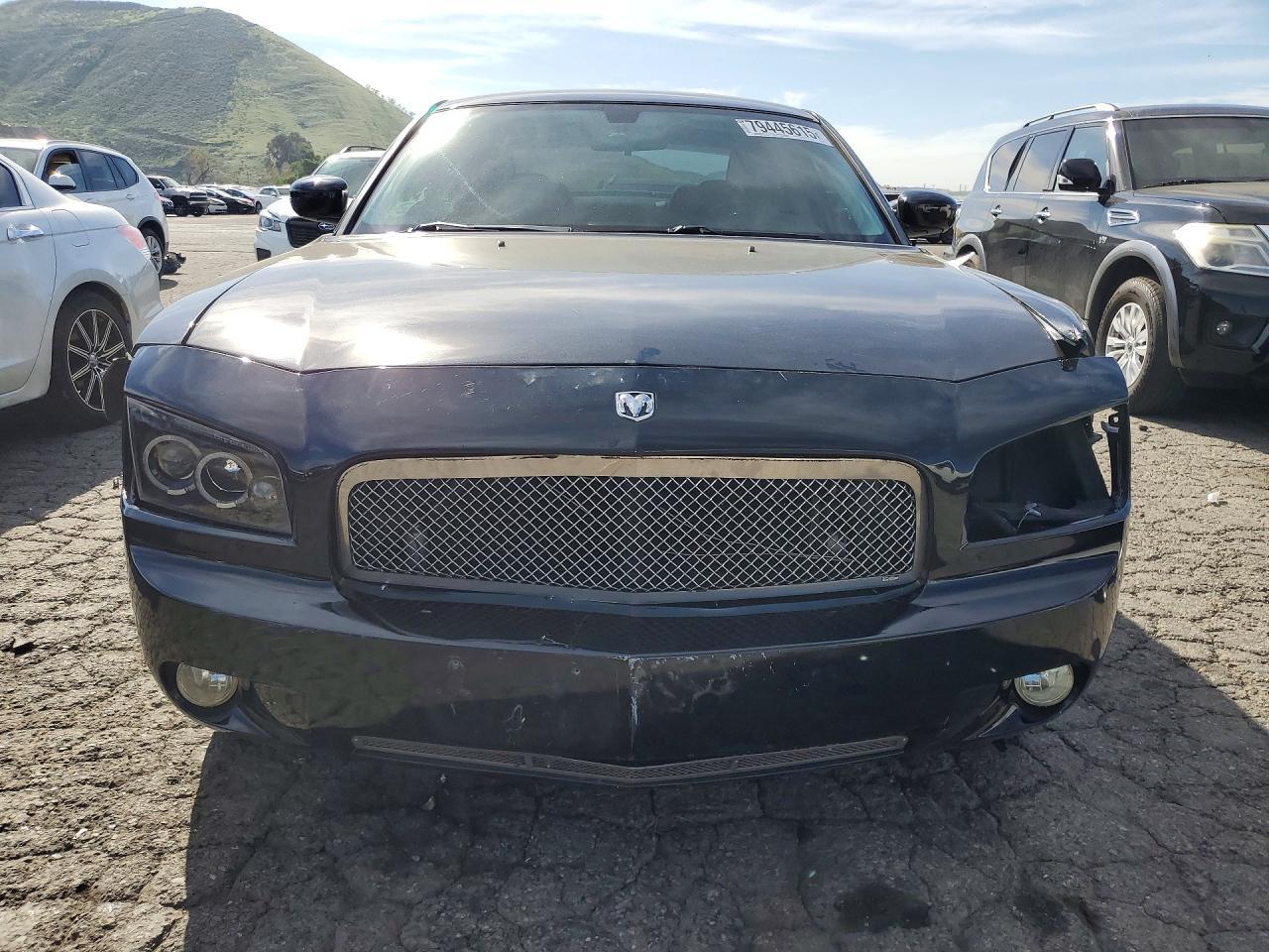 2010 DODGE CHARGER
