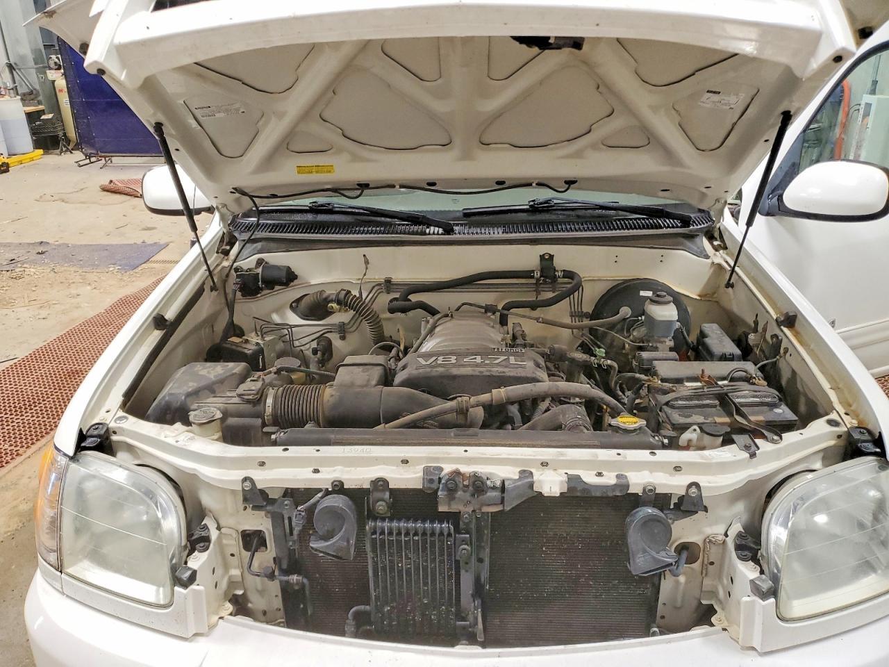 2004 TOYOTA TUNDRA