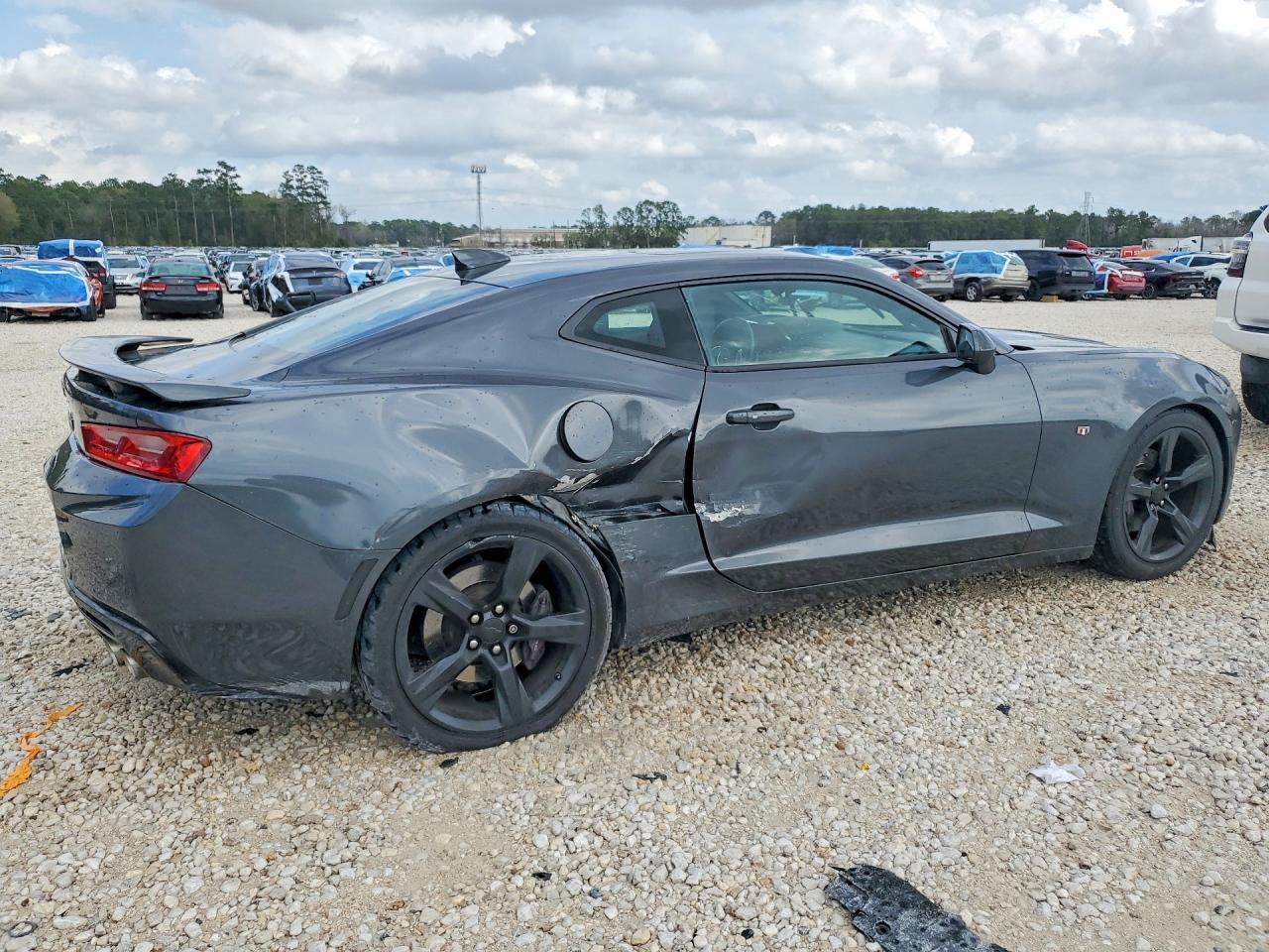 2018 CHEVROLET Camaro