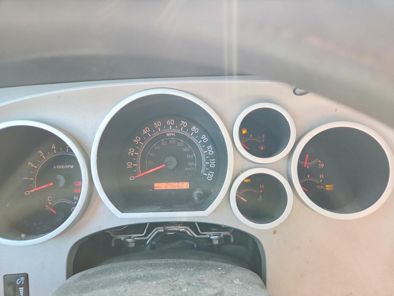 2008 TOYOTA Sequoia