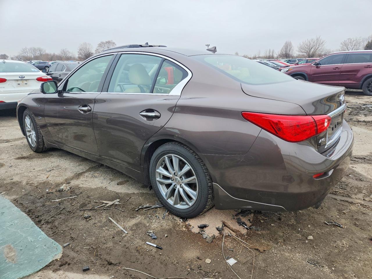 2016 INFINITI Q50