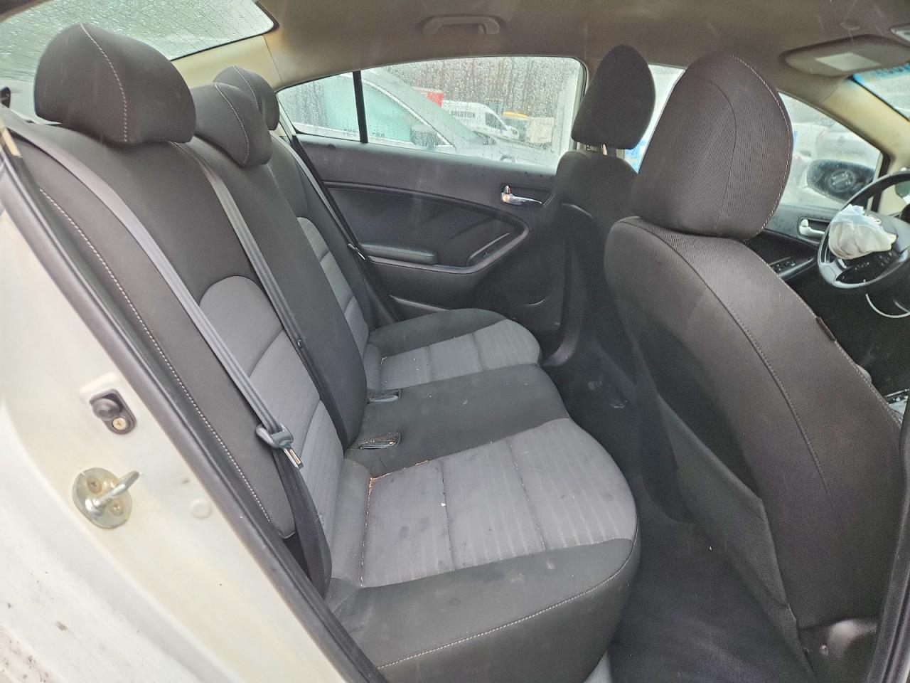 2017 KIA FORTE