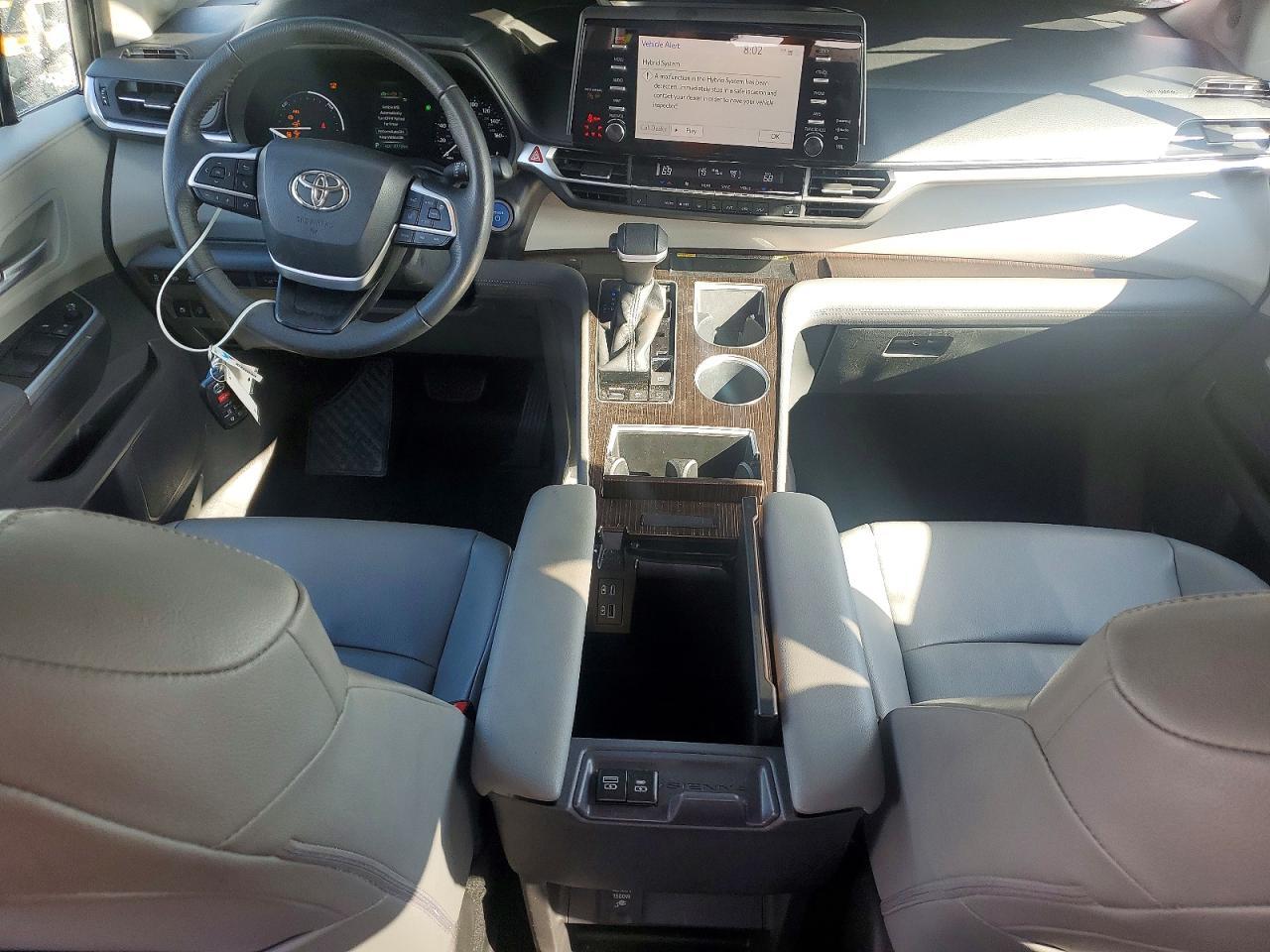 2022 TOYOTA SIENNA