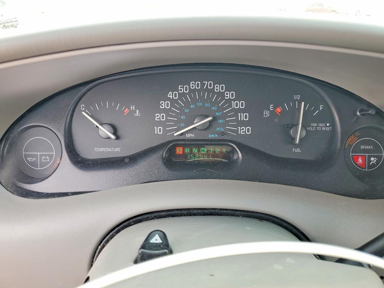 2004 BUICK Century