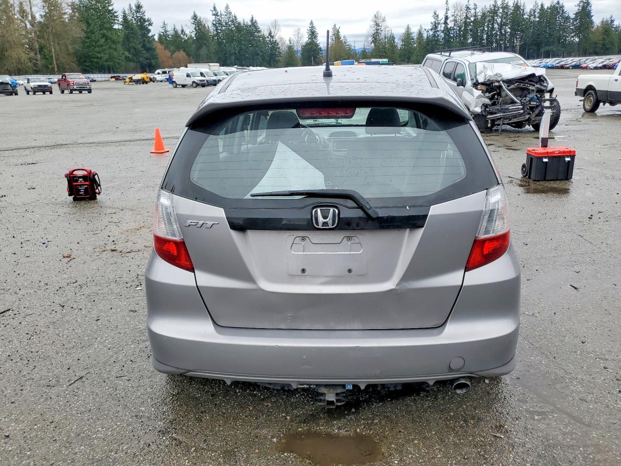 2010 HONDA FIT