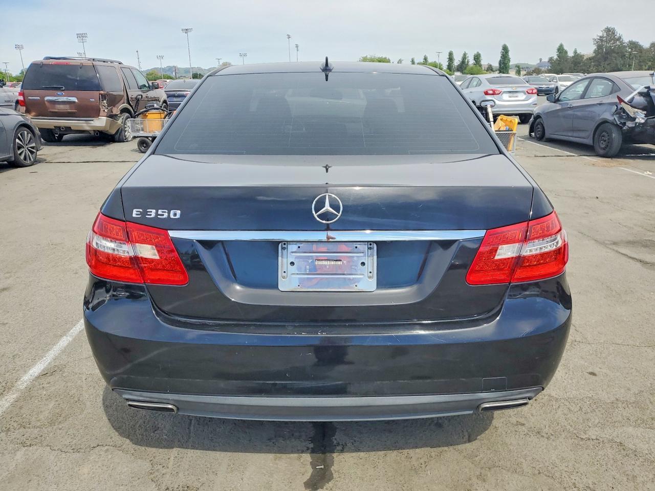 2010 MERCEDES-BENZ E-Class