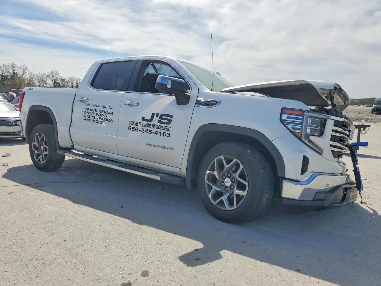 2024 GMC Sierra