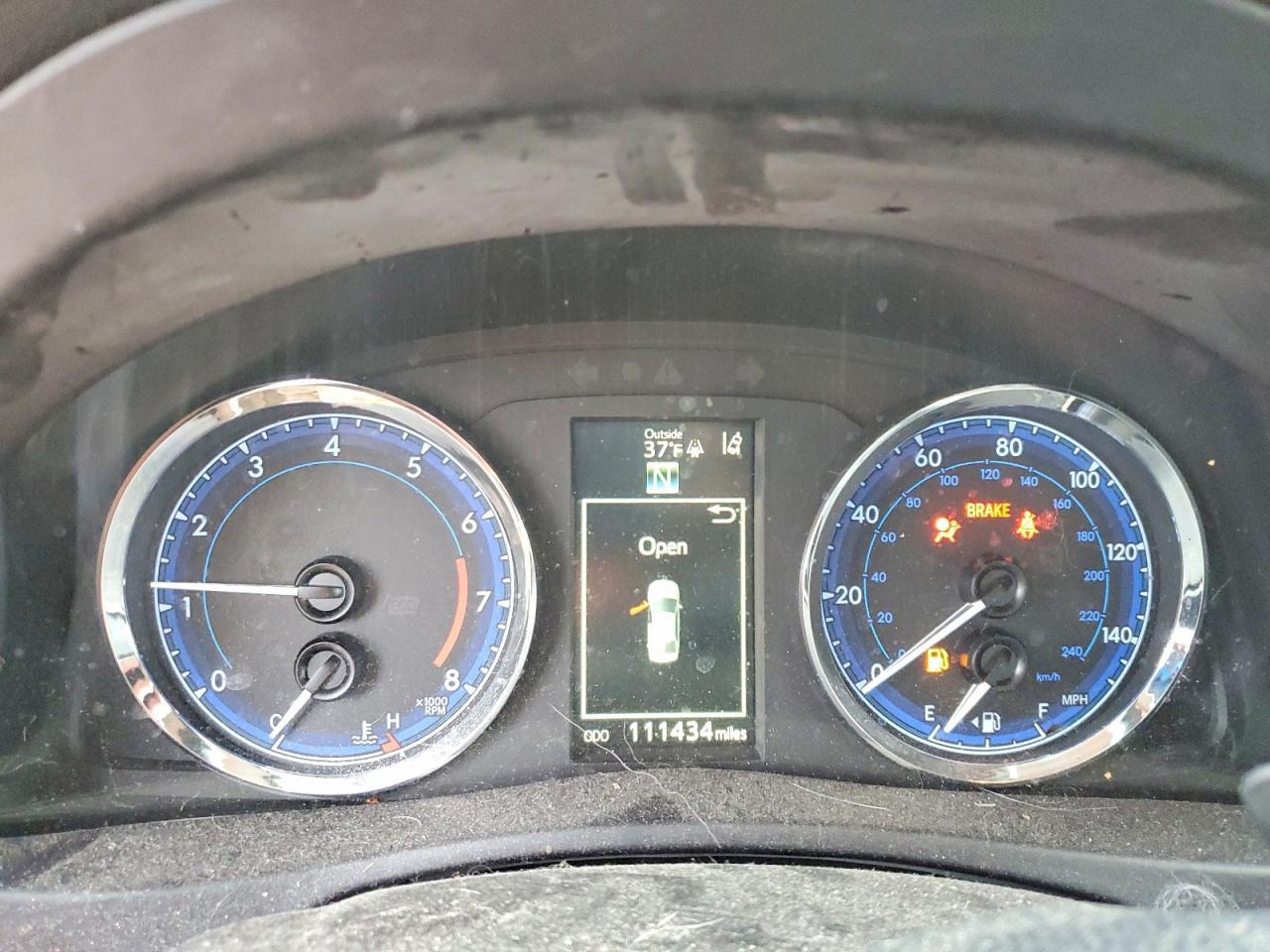 2017 TOYOTA COROLLA