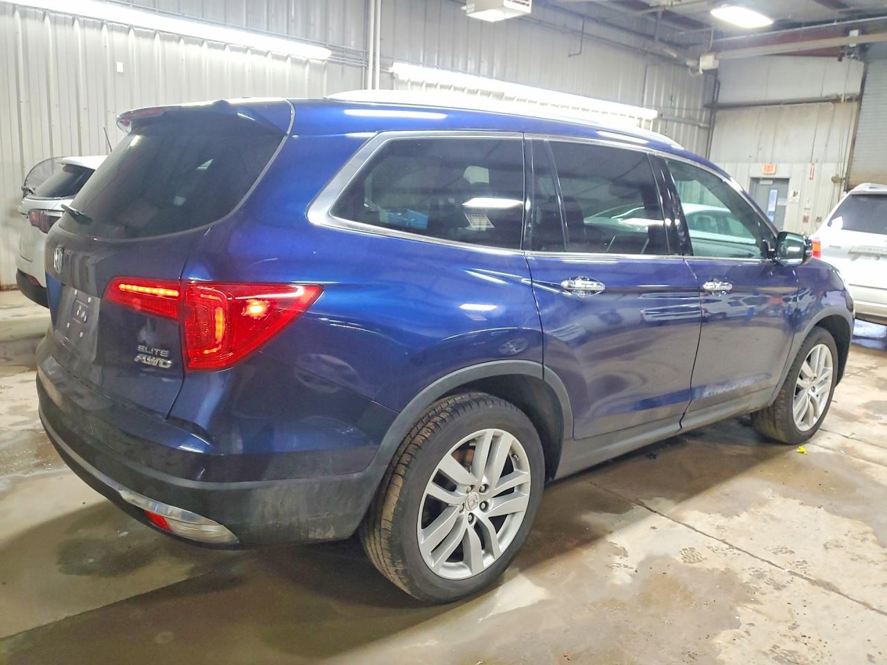 2016 HONDA PILOT