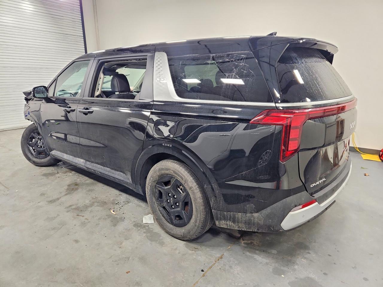 2025 KIA Carnival