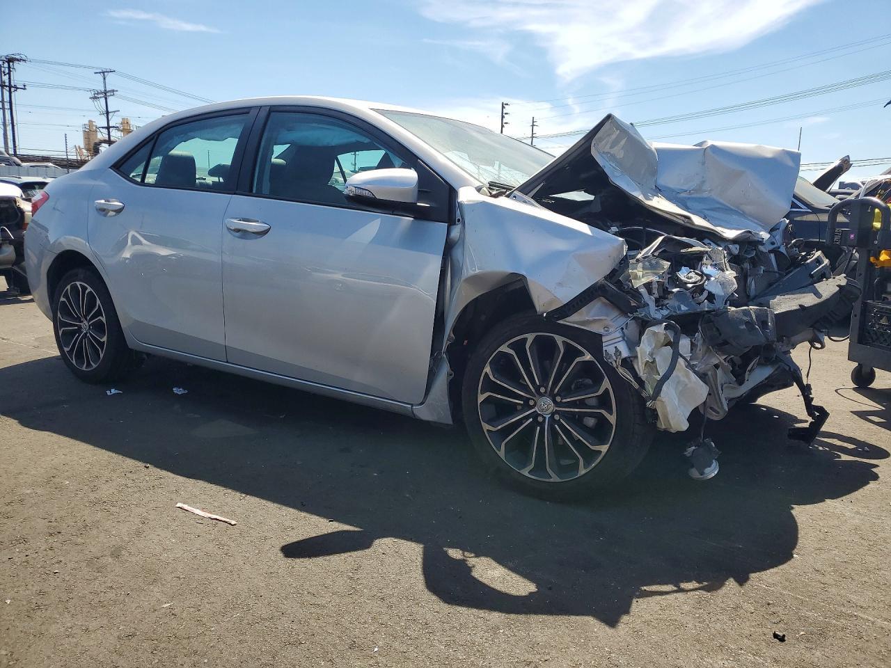 2015 TOYOTA COROLLA