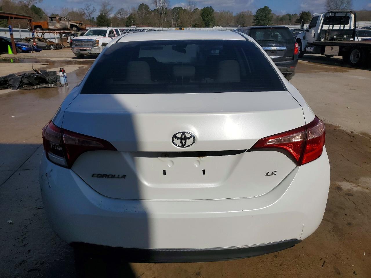 2018 TOYOTA COROLLA