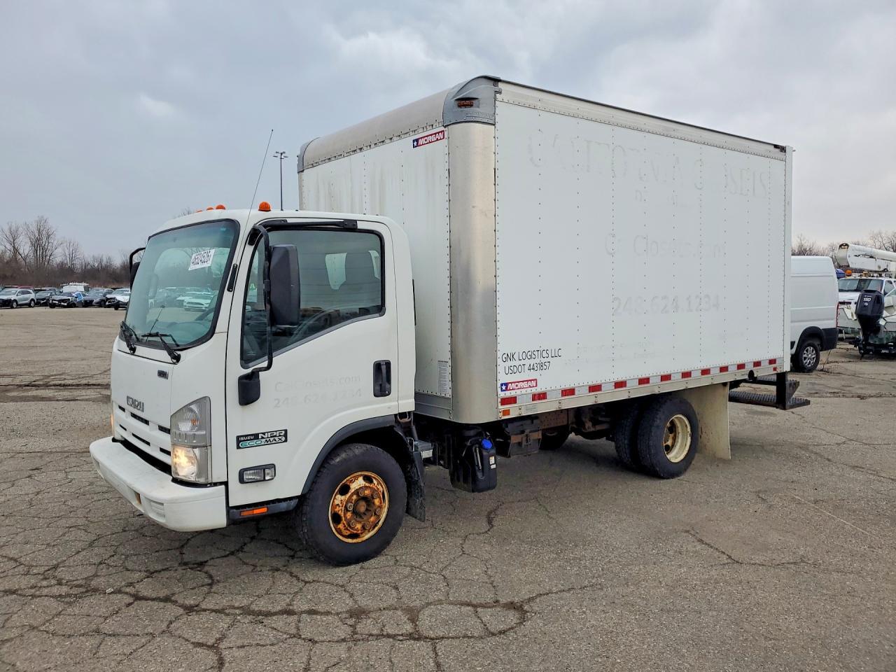 2014 ISUZU NPR