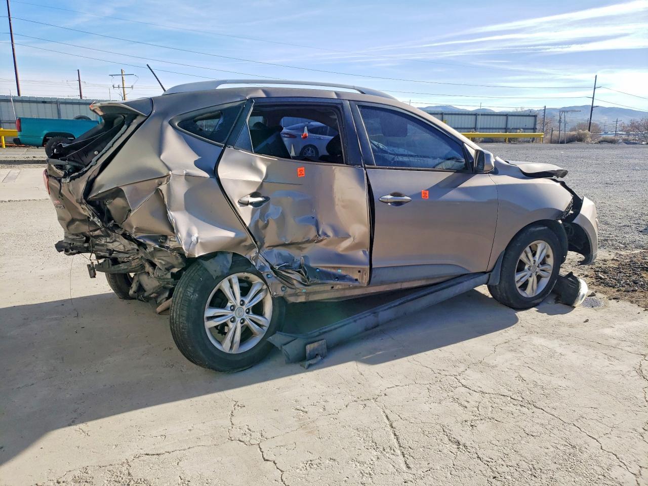 2011 HYUNDAI TUCSON