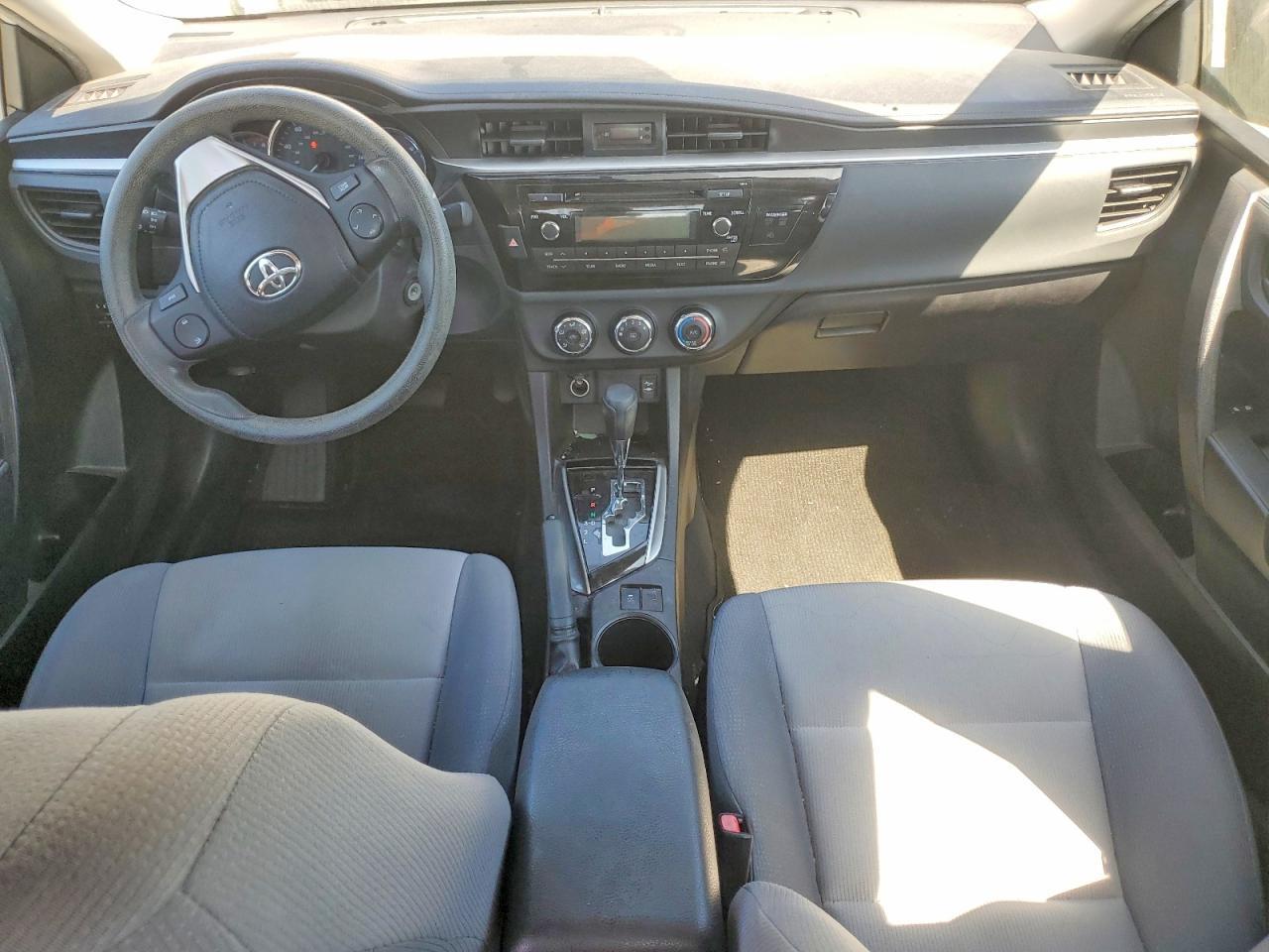 2015 TOYOTA COROLLA