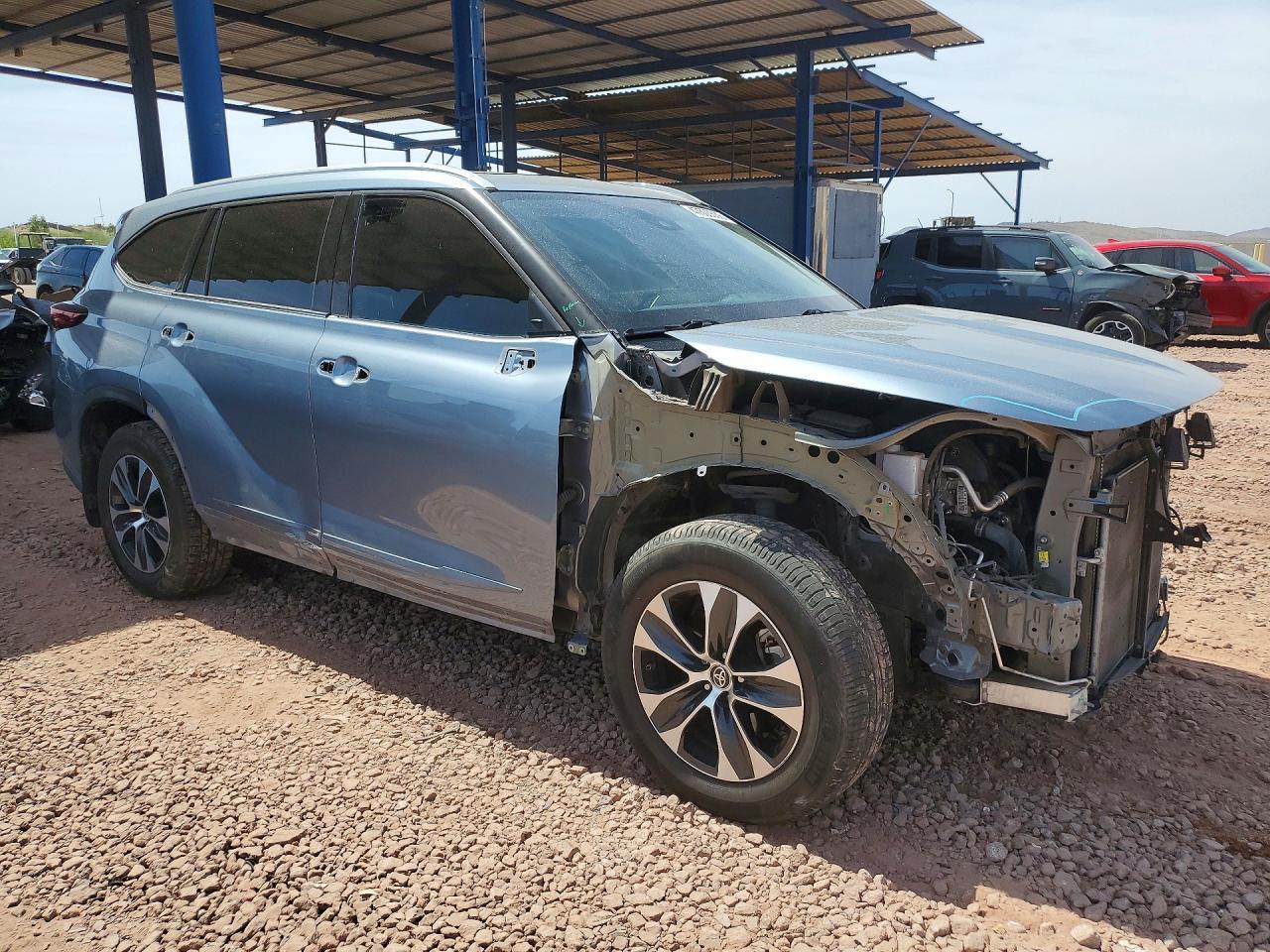 2022 TOYOTA HIGHLANDER