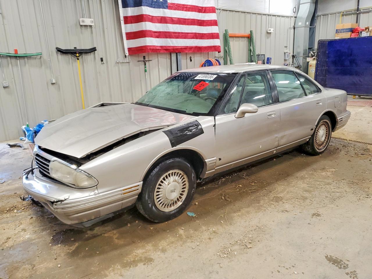 1997 OLDSMOBILE Regency