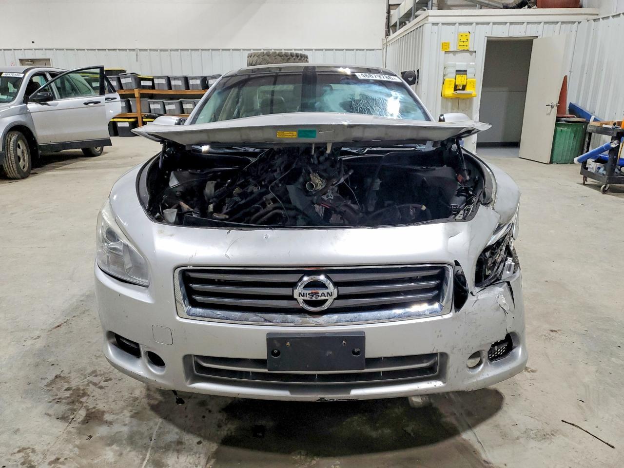 2014 NISSAN Maxima